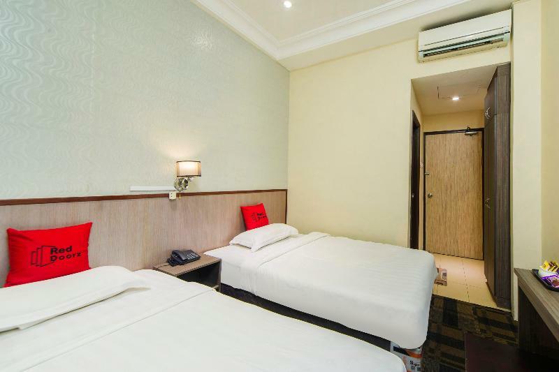 Reddoorz Plus Near Lavender Street Singapore Exterior photo